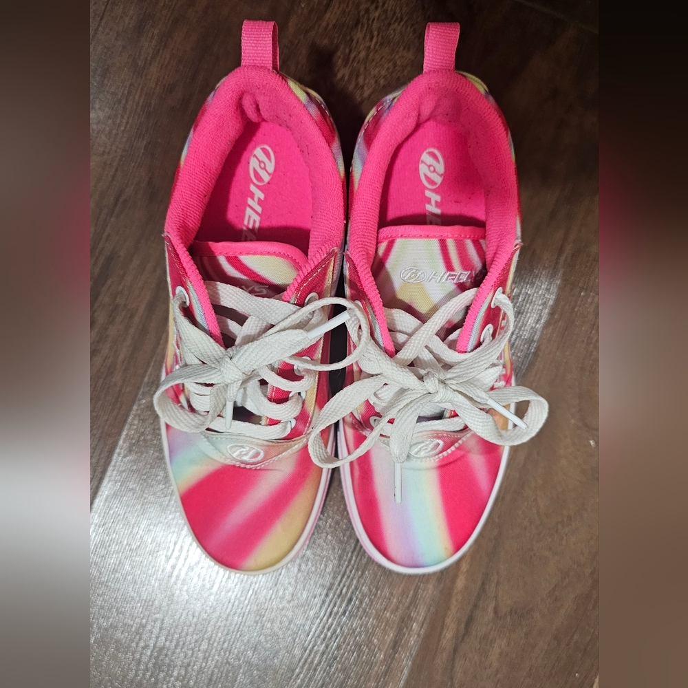 EUC Size 3 Youth New Heelys Pro 20 Prints Pink Galaxy SKATE kids youth Shoes